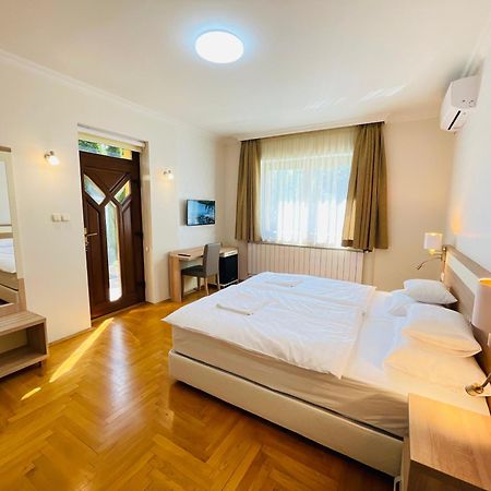 Mikes Deluxe Home Balatonfüred Exterior foto