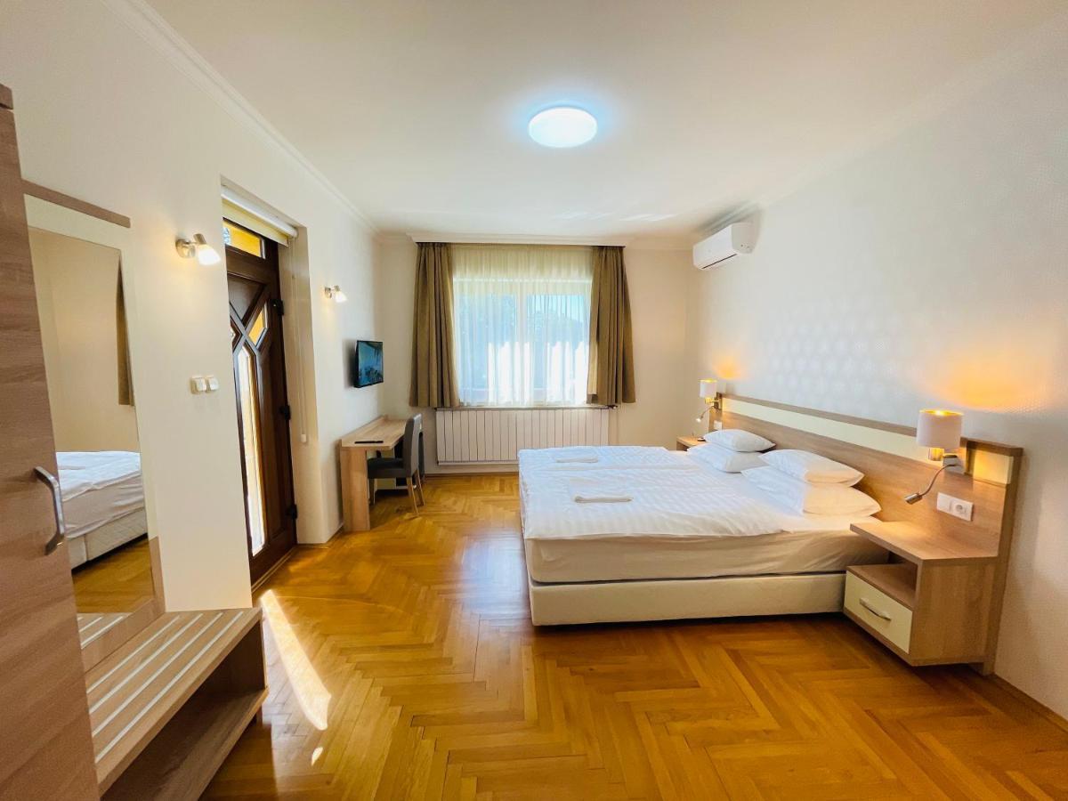 Mikes Deluxe Home Balatonfüred Exterior foto